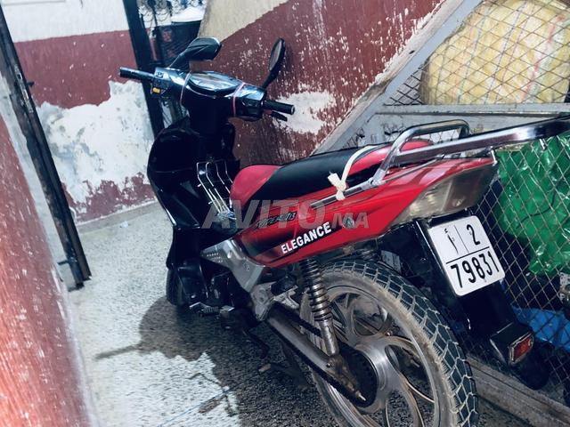Spider J13 2014 à vendre, moteur 125cc, propre - 2