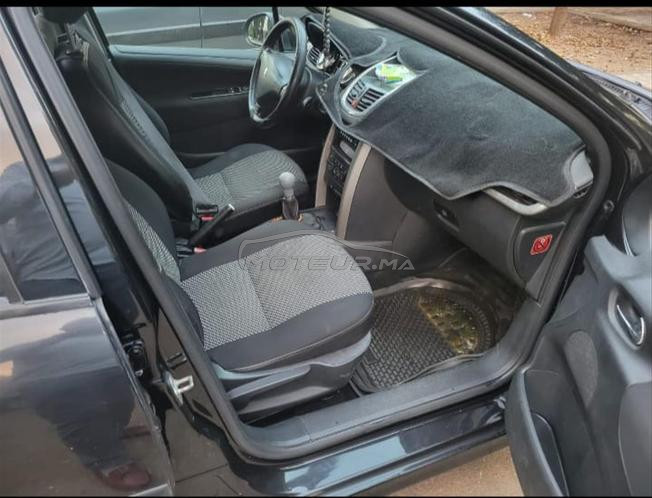 vente d'une Peugeot 207 diesel à meknes