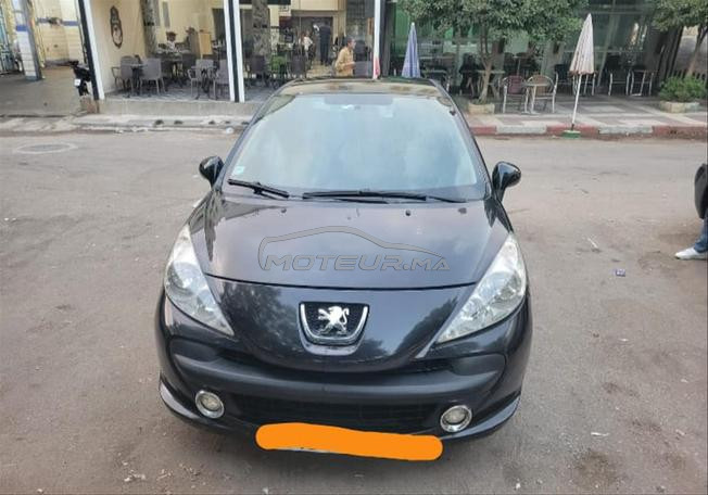 vente d'une Peugeot 207 diesel à meknes
