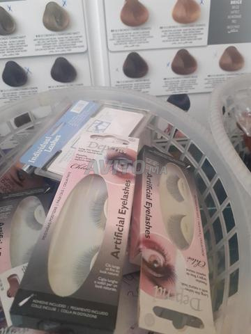 معدات تصفيف الشعر والتجميل