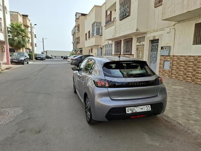 Peugeot 208 Diesel Manuelle 2023 à Agadir