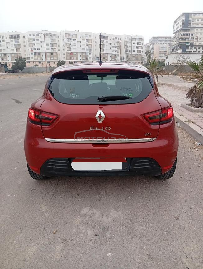 je met en vente ma voiture clio 4
