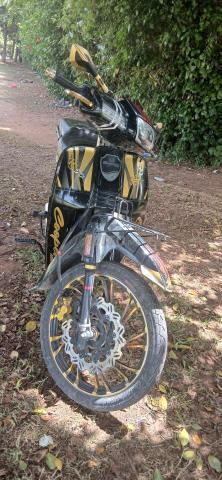Moto propre, encore en bon état - 2