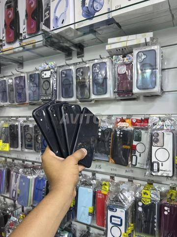 iPhone XR 64 Go - 2