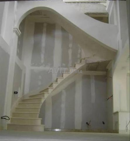 Travaux de plâtre, ferronnerie et décoration