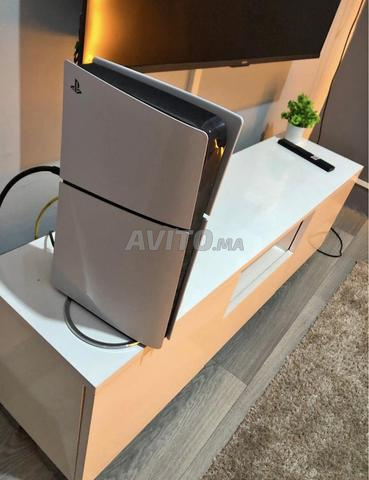 PS5 Slim Digital - 2