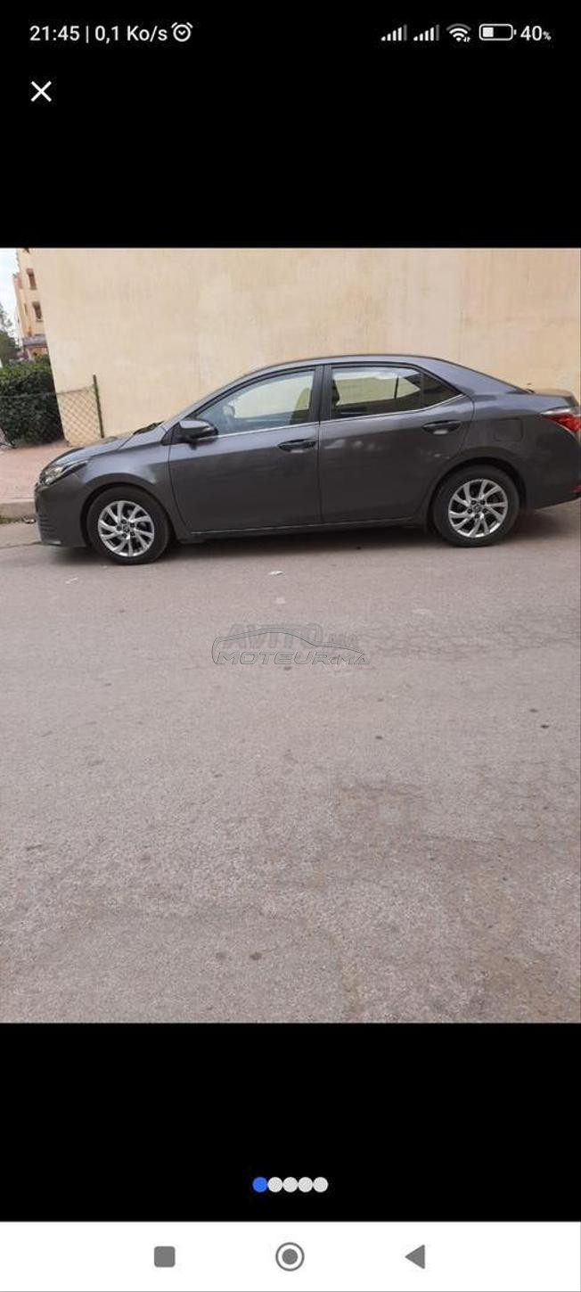 voiture Toyota Corolla 