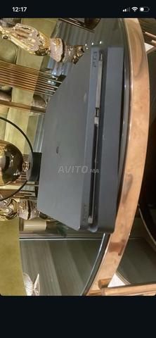 PlayStation 4 Slim - Très Excellent État - 2
