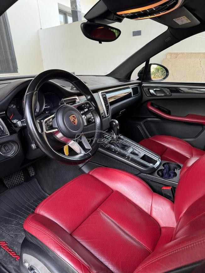 voiture en excellent état a vendre 