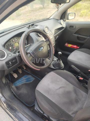 Ford Fiesta Essence Manuelle 2008 à Kénitra