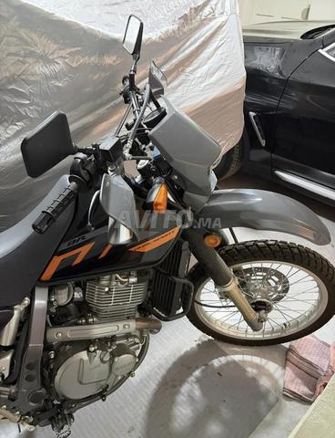 سوزوكي DR650 - 2