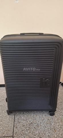 Valise it luggage guidebook