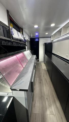 Container commercial autonome  ,Idéal snack,café  - 2
