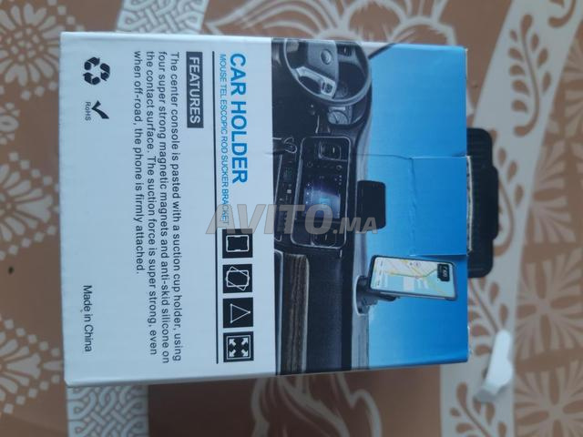 Support magnétique porte téléphone sur voiture