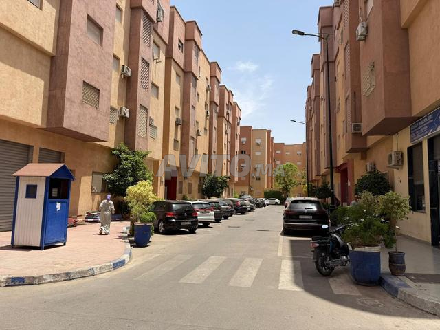 شقة فاخرة مفروشة مع موقف سيارات
