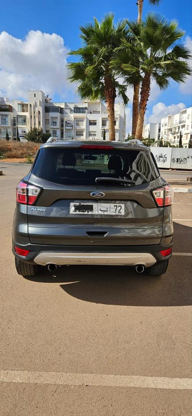 Ford Kuga Diesel Manuelle 2019 en très bon état 