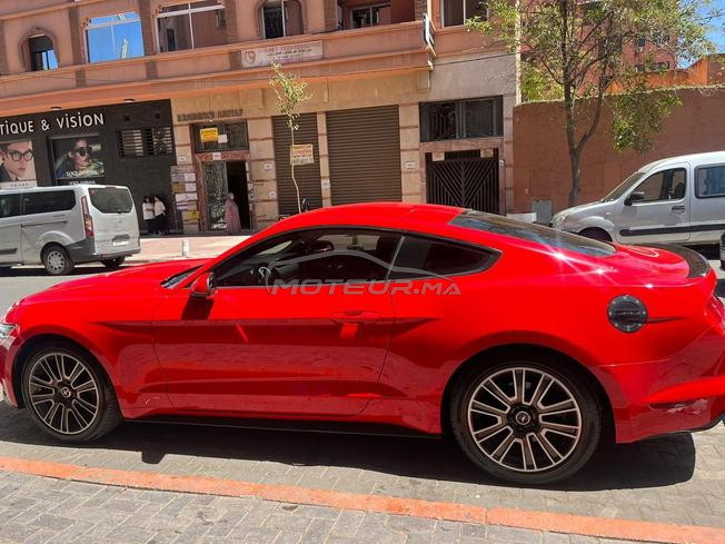 Mustang joli look très bon état 