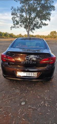 Opel Astra Diesel 1.6 modèle 2014 2ème Main - 2