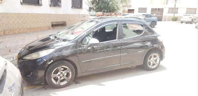 بيجو 207 ديزل يدوية 2011 بالدار البيضاء - 2