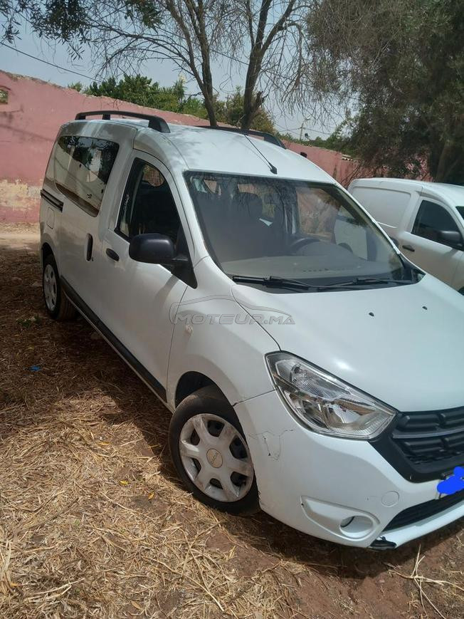 dacia doker 6 portes