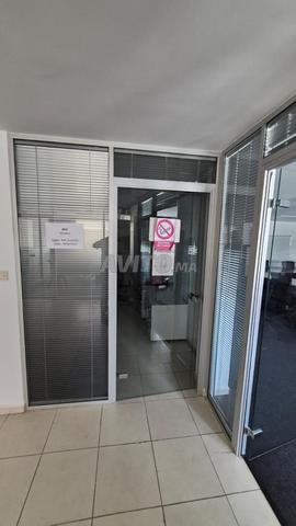 Plateaux Bureaux 270m Zone industrielle Ain Aatig