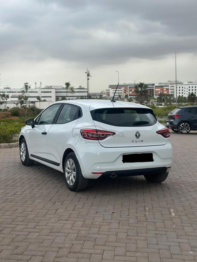 Clio 5.  2023