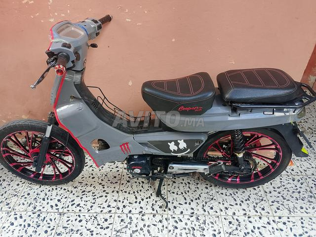 Moto Cooper