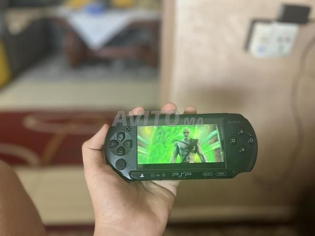 PSP full black à vendre - 2