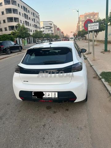بيجو 208 ديزل يدوية 2025 في مكناس - 2