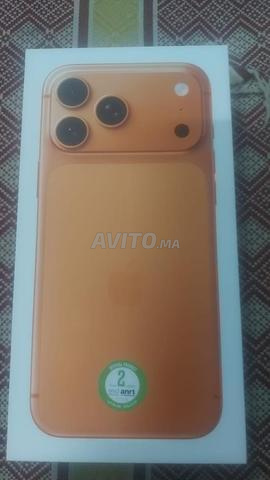 17 pro max 256gb neuf 🤷 - 2