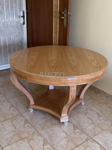 Table ronde (116cm / 70cm) Table en bois d'acacia - 2