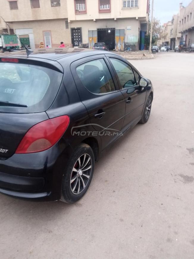 Peugeot 207 Essence Manuelle 2006 à Azrou