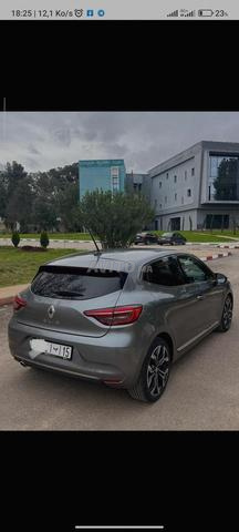 Renault Clio Diesel Manuelle 2023 à Azrou