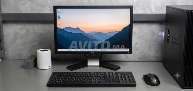 كمبيوتر مكتبي i3 8 جيجا رام مع كرسي