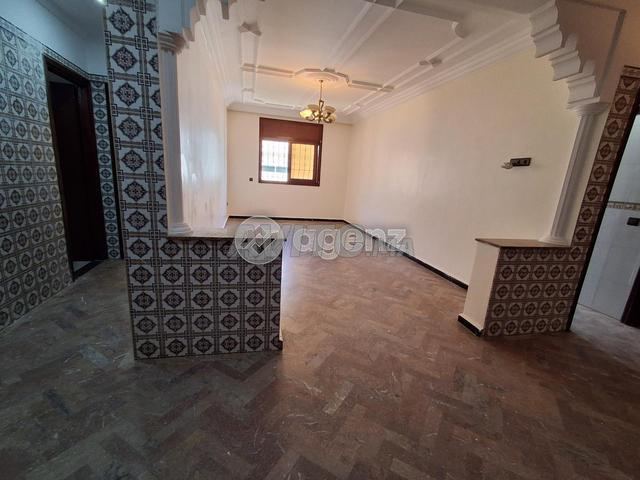 SAL-HS-1003 - Appartement à vendre à Hssaine