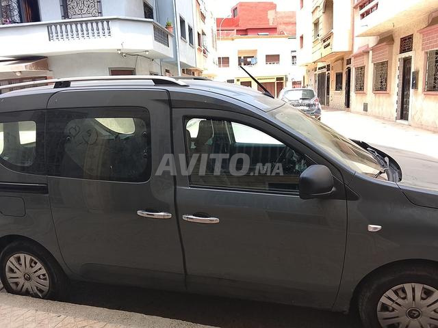 Renault Express Diesel Manuelle 2023 à El Jadida