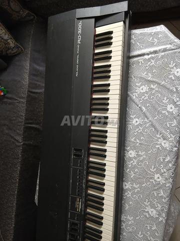 Piano Roland RD300 88 touches - 2
