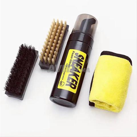 Mousse Nettoyante, Brosses & Chiffon Microfibre - 2