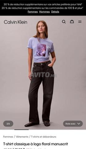 T-shirt Calvin Klein original Neuf avec étiquette