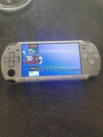 PSP سليم مع شاحن - 2