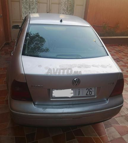Voiture Bora 2003 à vendre - 2