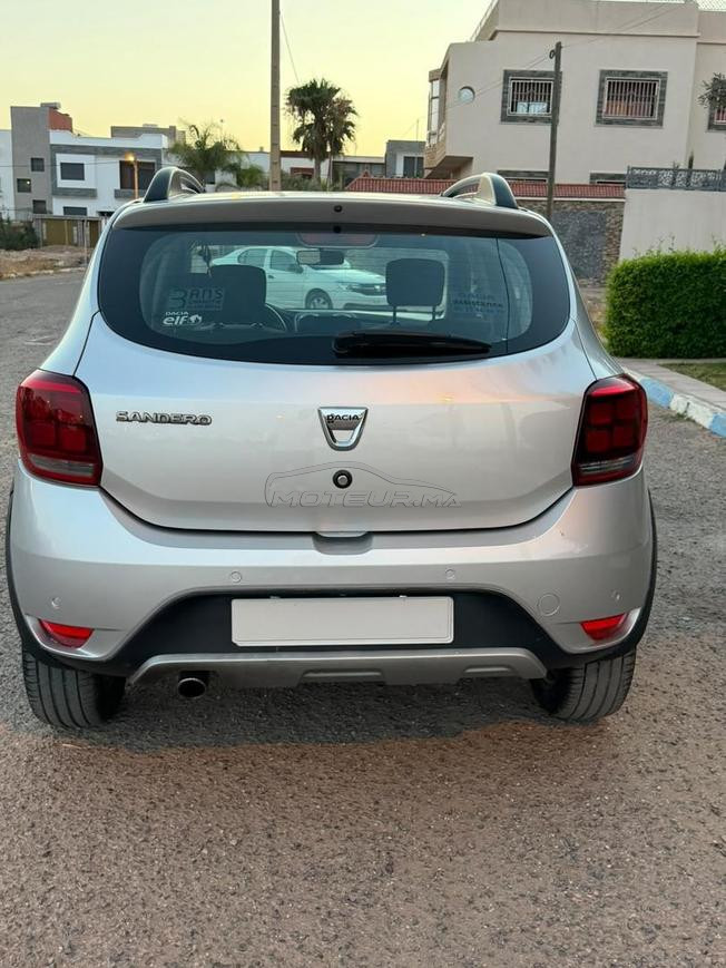 Dacia Sandero Stepway 2017 tres bon état 