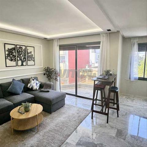 185577-شقة للإيجار بـ 7800 درهم بالبيضاء