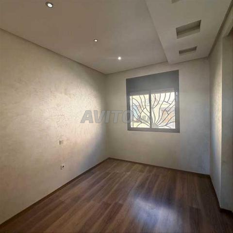 175778-بيع شقة في مراكش المحمدي بمساحة 81 متر مربع - 2