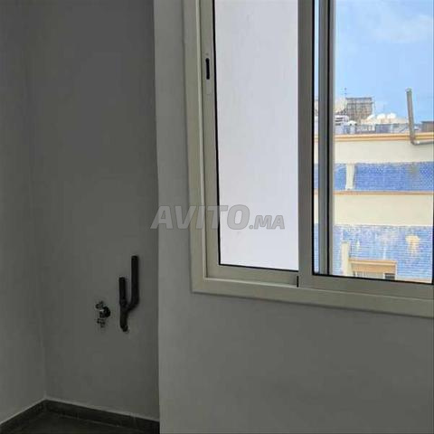 188575-شقة للإيجار ب 8000 درهم في برجر - 2