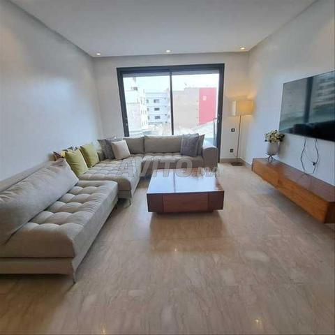 190323-شقة للإيجار بـ 9000 درهم في فال فليوري