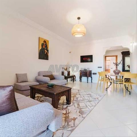 192413-شقة للإيجار بـ 12000 درهم في جليز
