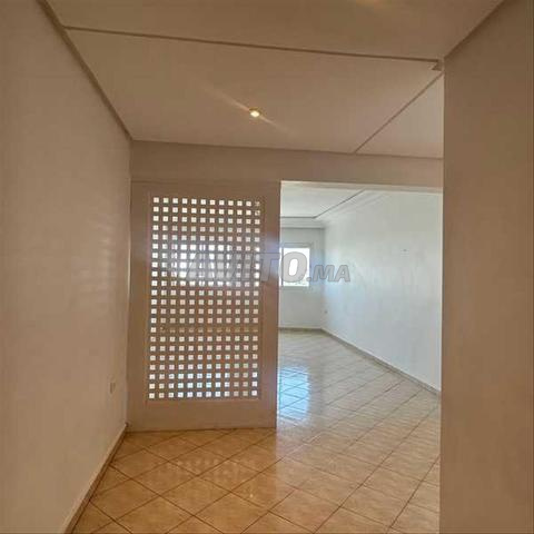 193462-Appt à louer à 8000DH à Bourgogne (Anfa) - 2