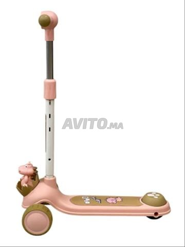 🛴 Trottinette pour enfants avec un design cartoon unique 🐷💖 - 2