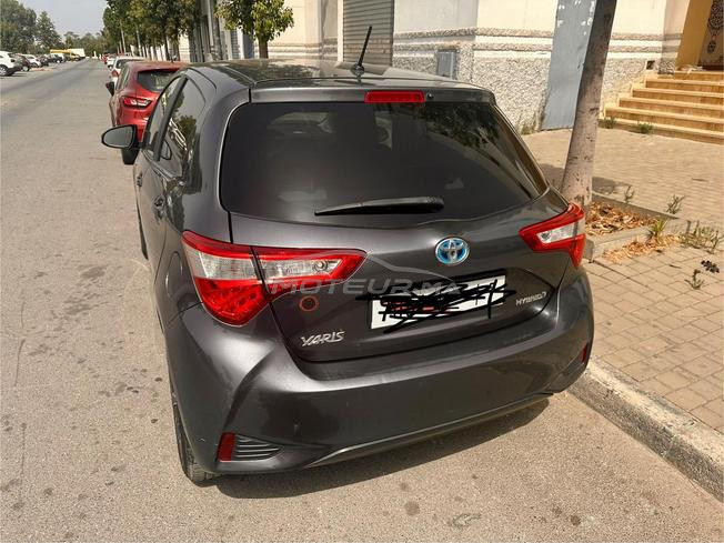 🚗 Toyota Yaris Hybride (Automatique)